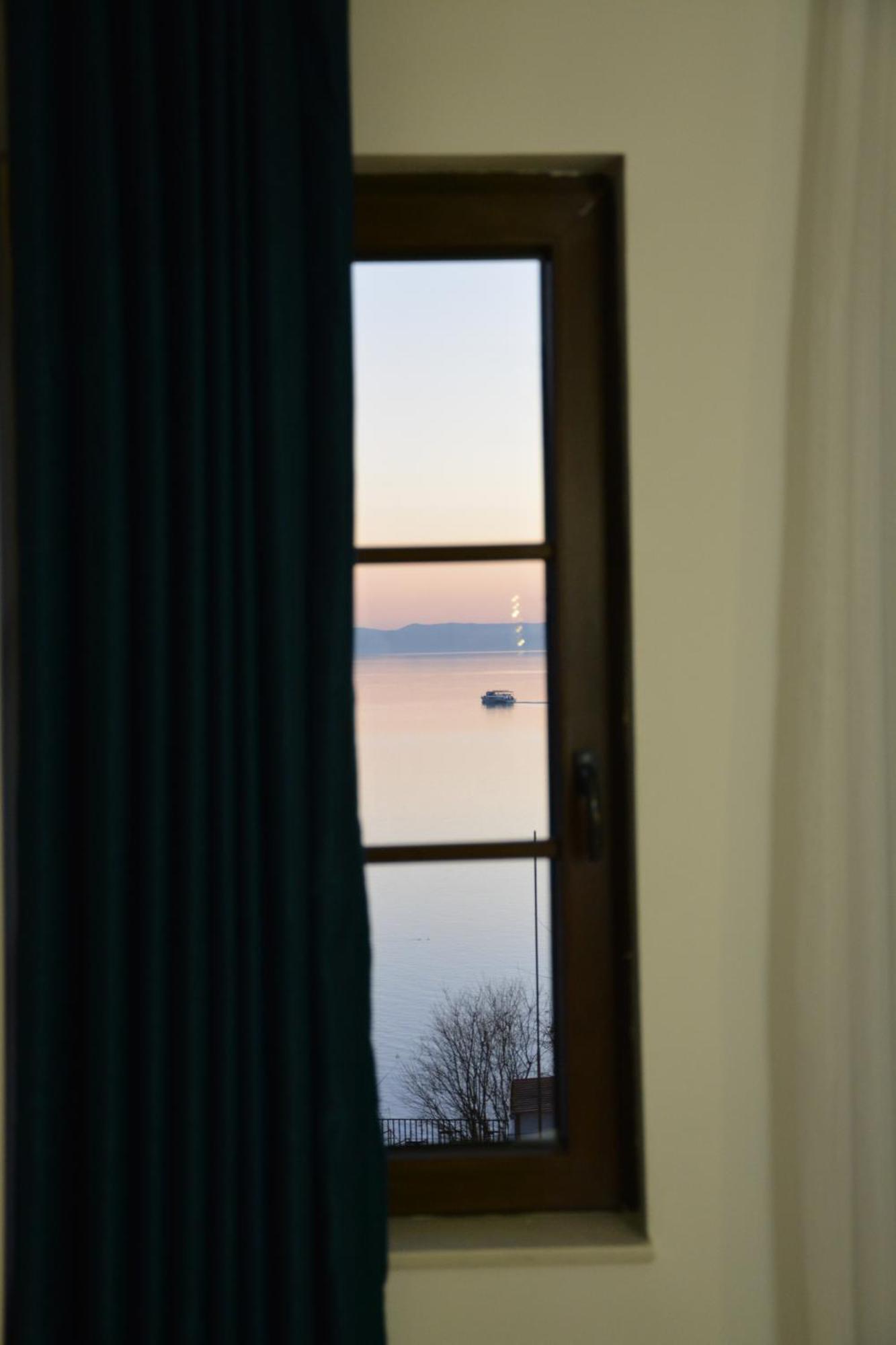 Miryana Guest House Ohrid Ngoại thất bức ảnh